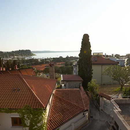 Adriatic Bay Apartments Portoroz Exterior photo