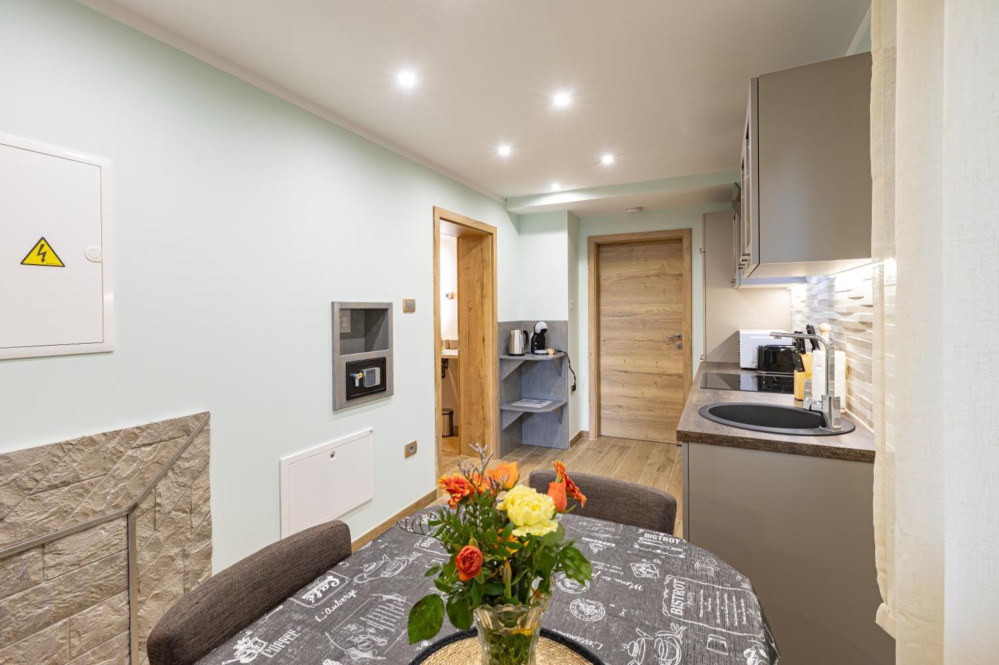 Adriatic Bay Apartment *